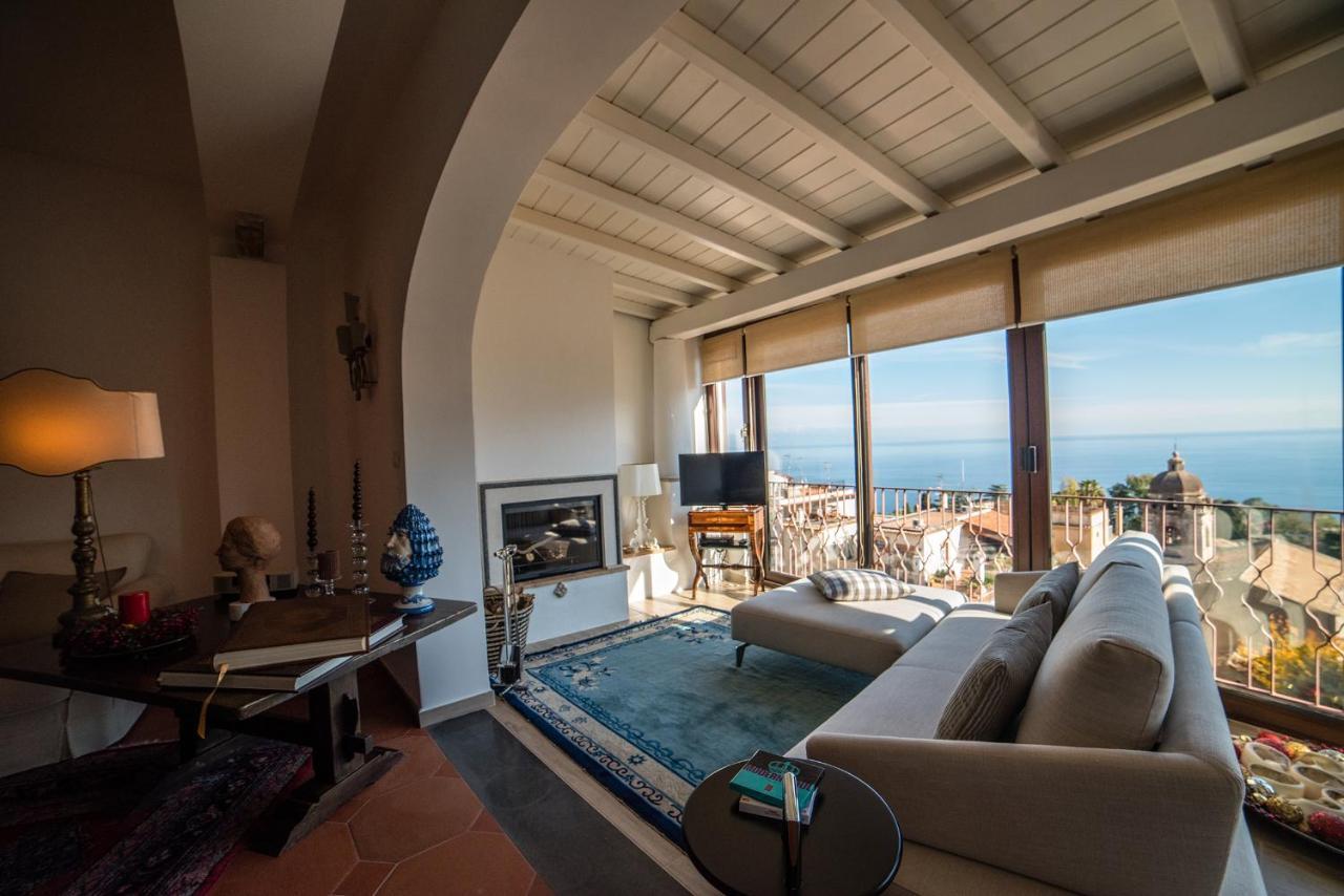 Casa Arico & Shatulle